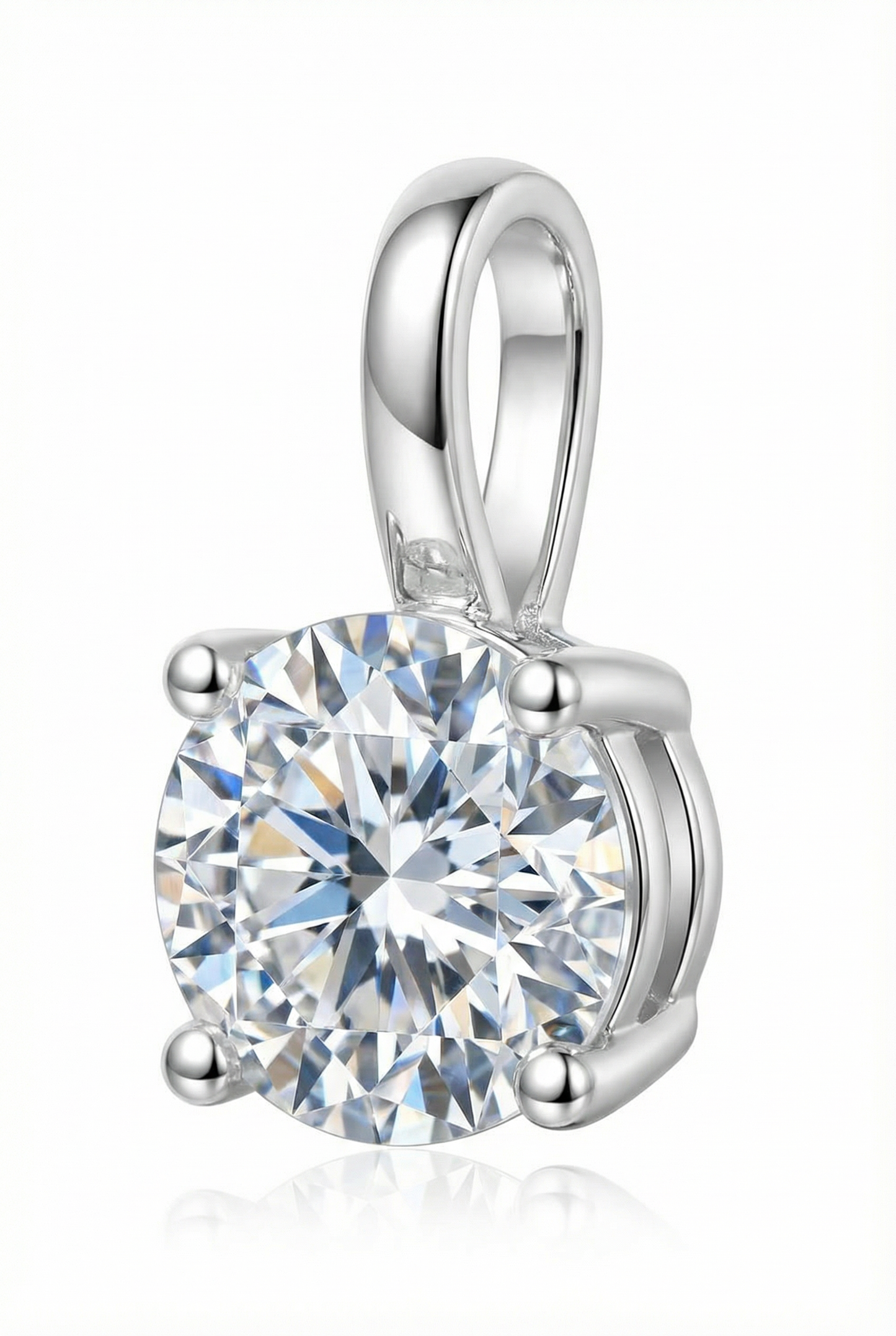 4-Prong Solitaire Diamond Pendant