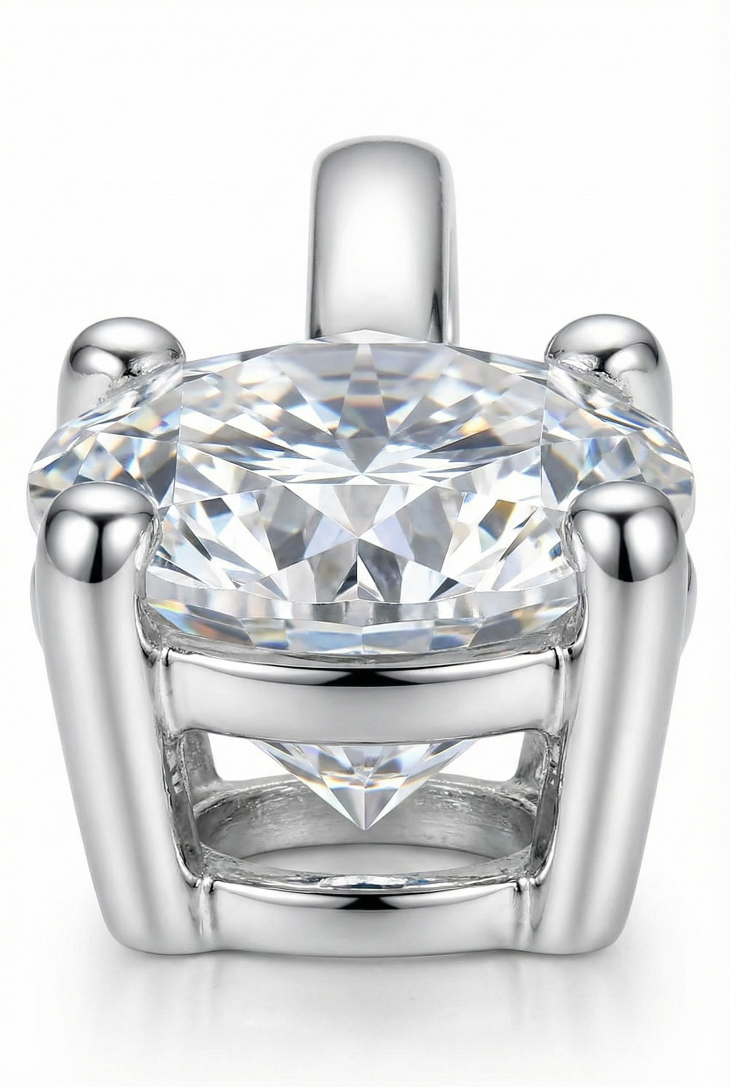 4-Prong Solitaire Diamond Pendant